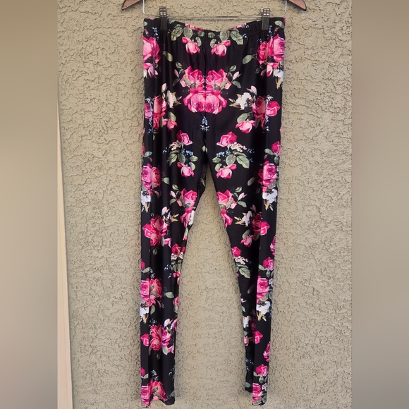 Fanii Pants - FANII black Satin Floral Leggings